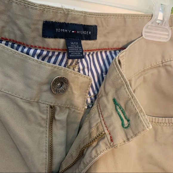 Tommy Hilfiger Men Timeless Khaki Straight Leg Relaxed Fit Pants - Picture 7 of 12